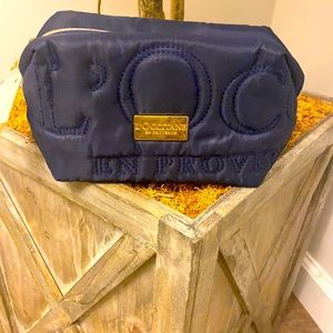 L’OCCITANE  make up bag